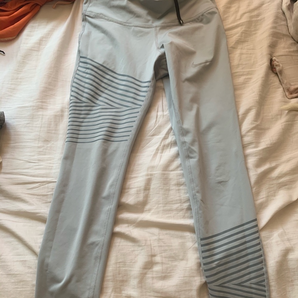 Nike dri-fit leggings.